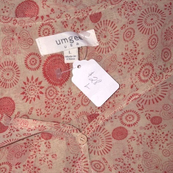 Umgee large floral top new with tags - Picture 4 of 4
